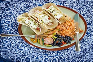 Mmmmmmm, chicken taco, mmmmm